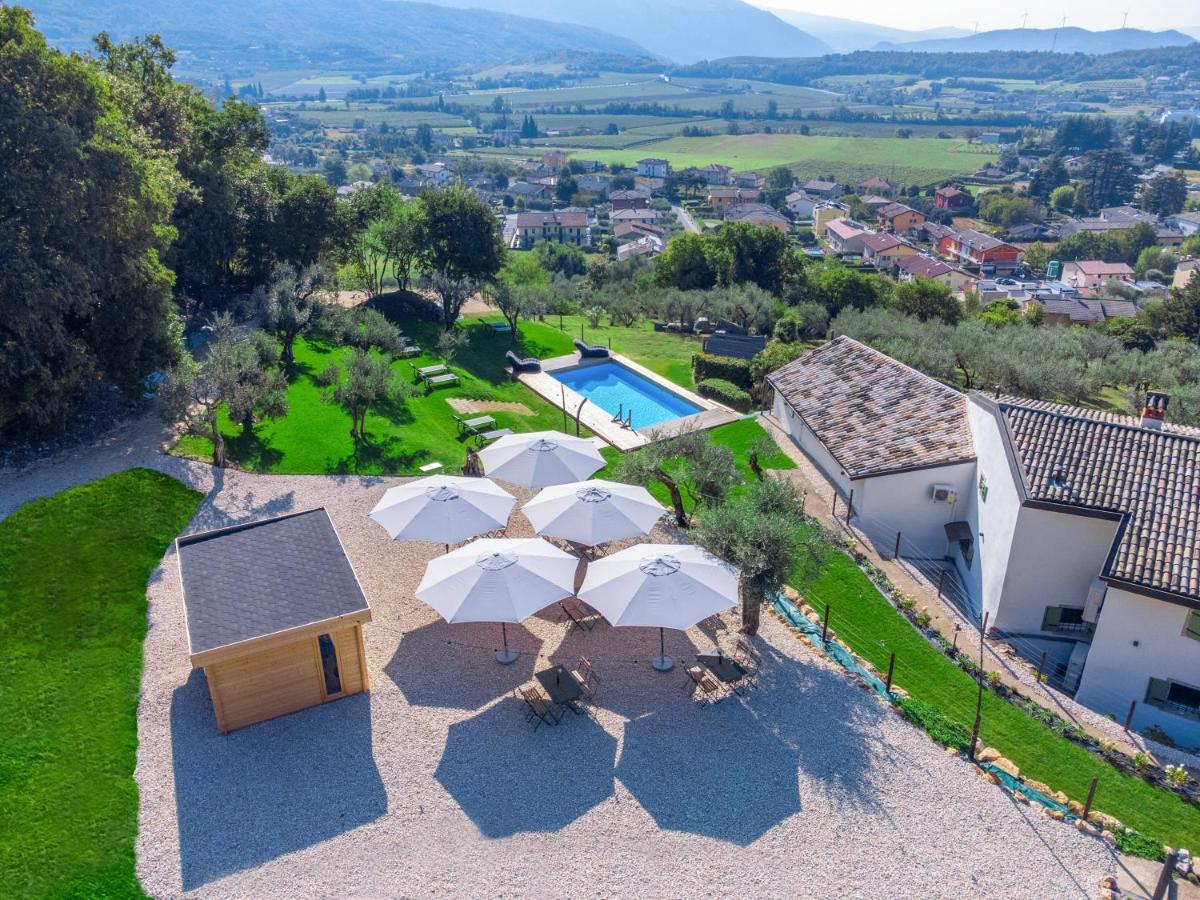 Agriturismo Maison 1933 카프리노 베로네세 외부 사진